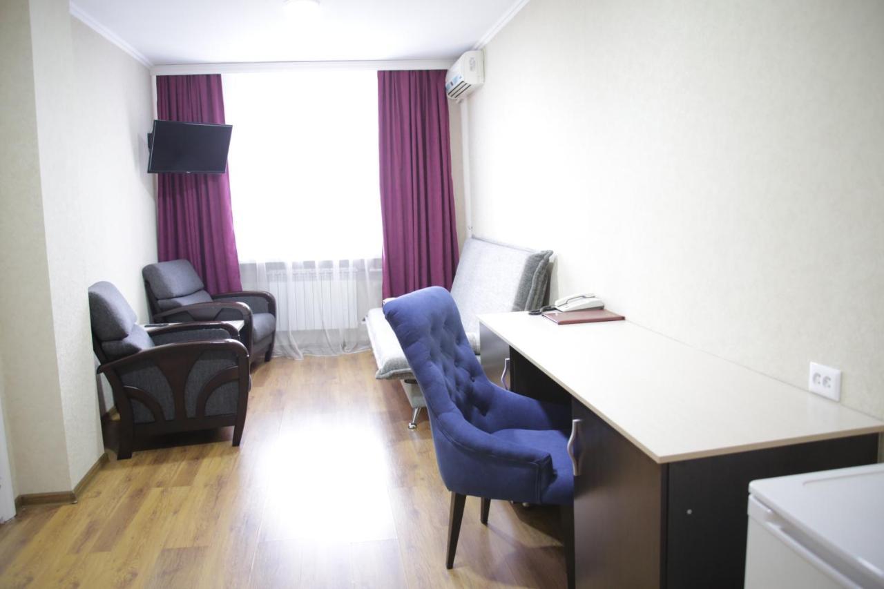 City Hotel Ustʼ-Kamenogorsk 외부 사진